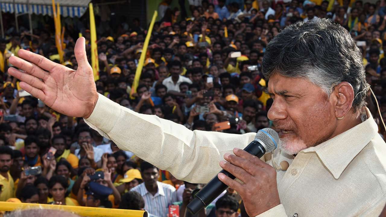 Naidu complaints to EC about EVM glitches