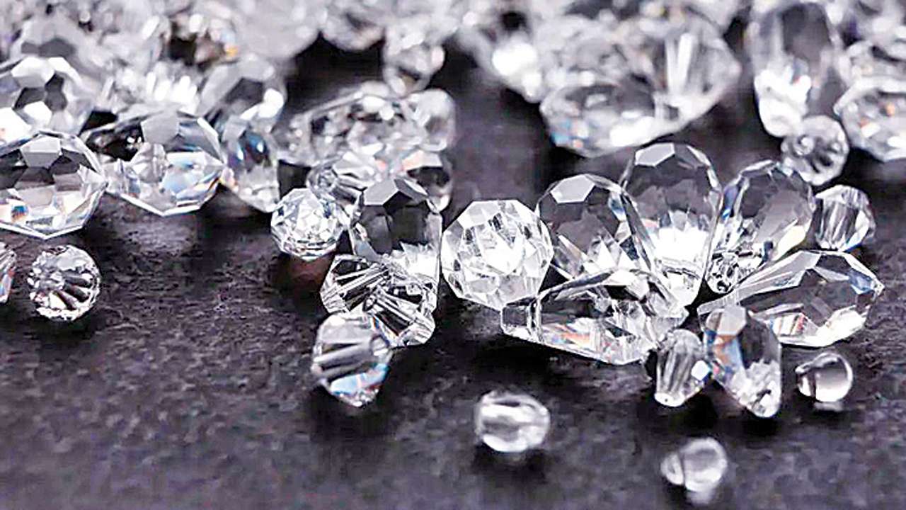 Diamond trader, another associate duped of Rs 77 lakhs in Dahisar