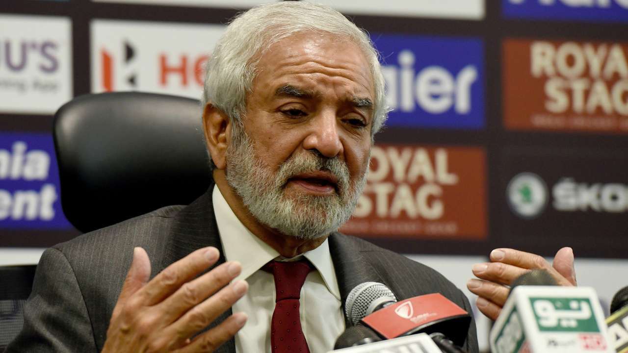 PCB rejects the suggestion to have players' families travelling with them during the World Cup