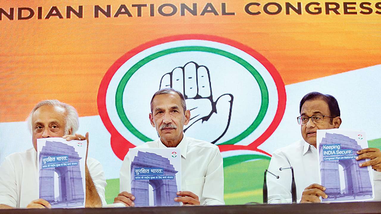 Jairam Ramesh, Lt Gen. DS Hooda and P Chidambaram