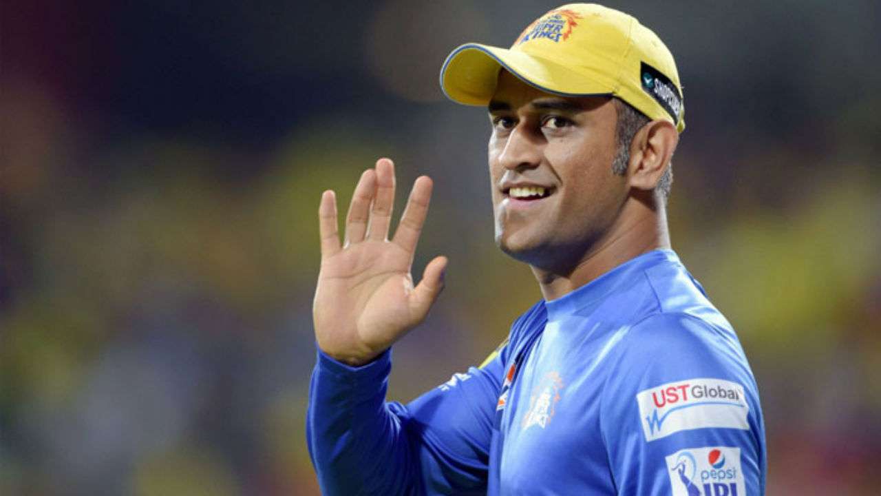 Dhoni rules social media