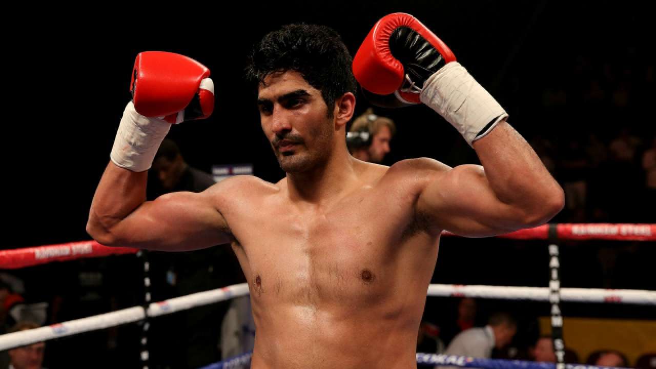 Vijender Singh With Medal