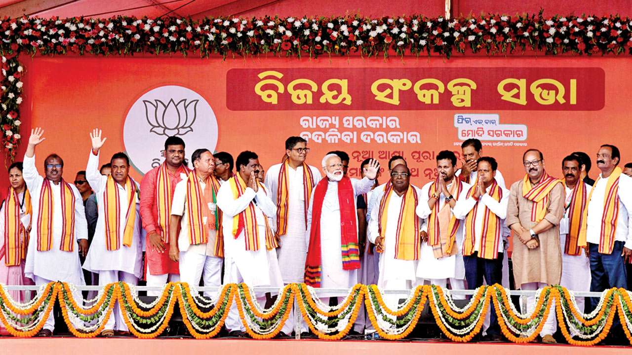 PM Narendra Modi mocks Mamata Banerjee for her Delhi aspirations