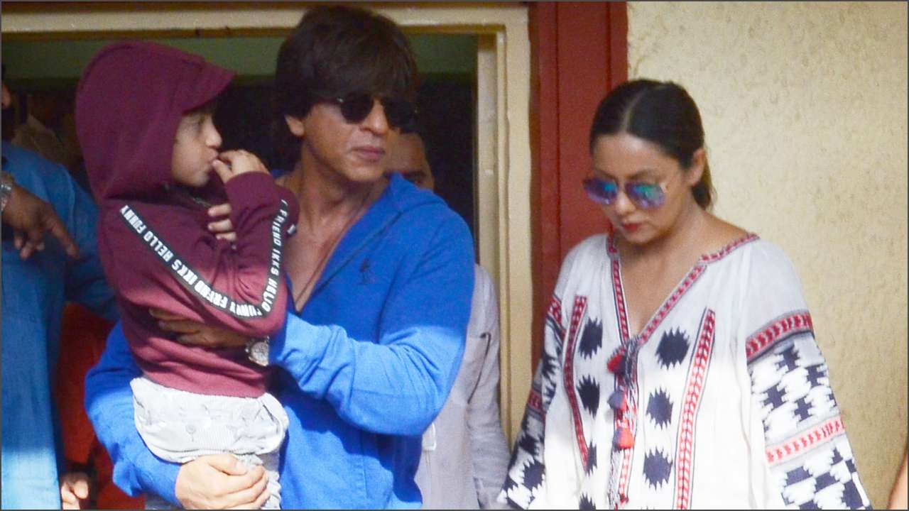 WATCH: AbRam listens intently as the Election officer explains the procedure to Shah Rukh Khan