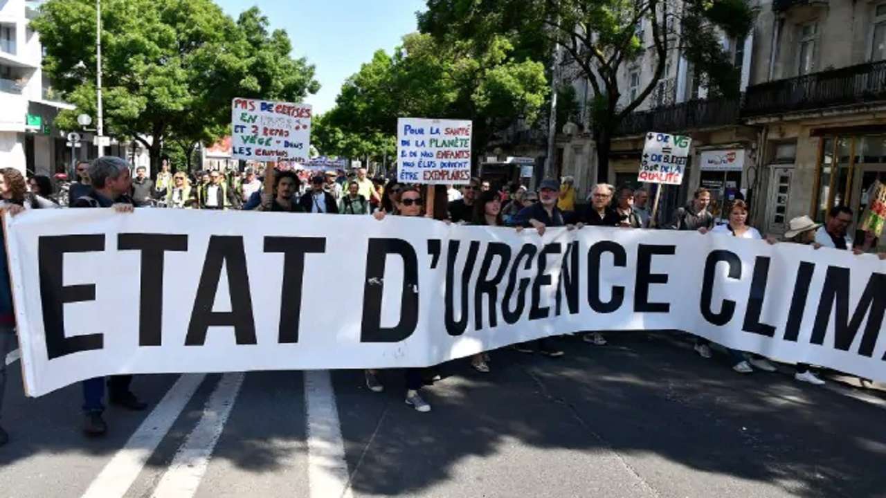 UK becomes first parliament to declare climate emergency (Photo: AFP)