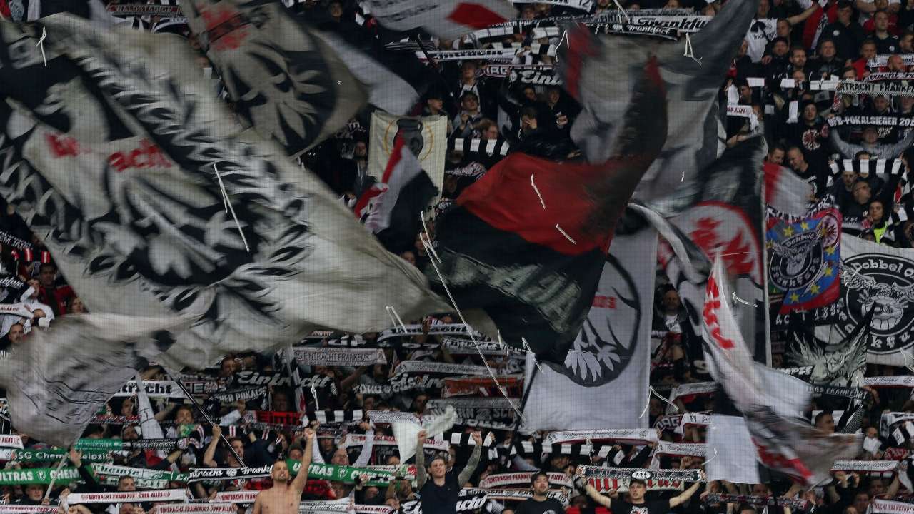 Europa League Chelsea Set Record With 1 1 Draw At Eintracht