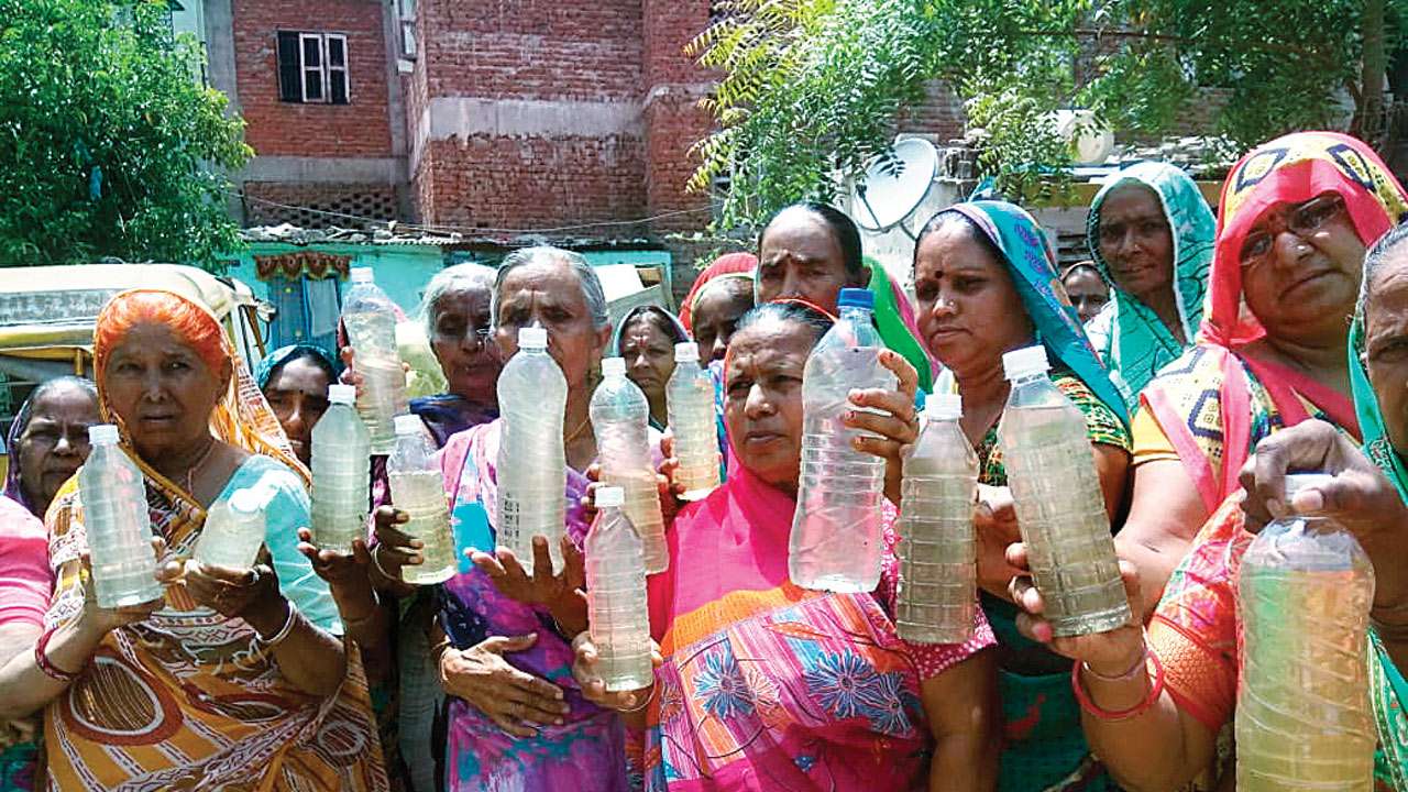 Ahmedabad: Water crisis in Gomtipur irks residents