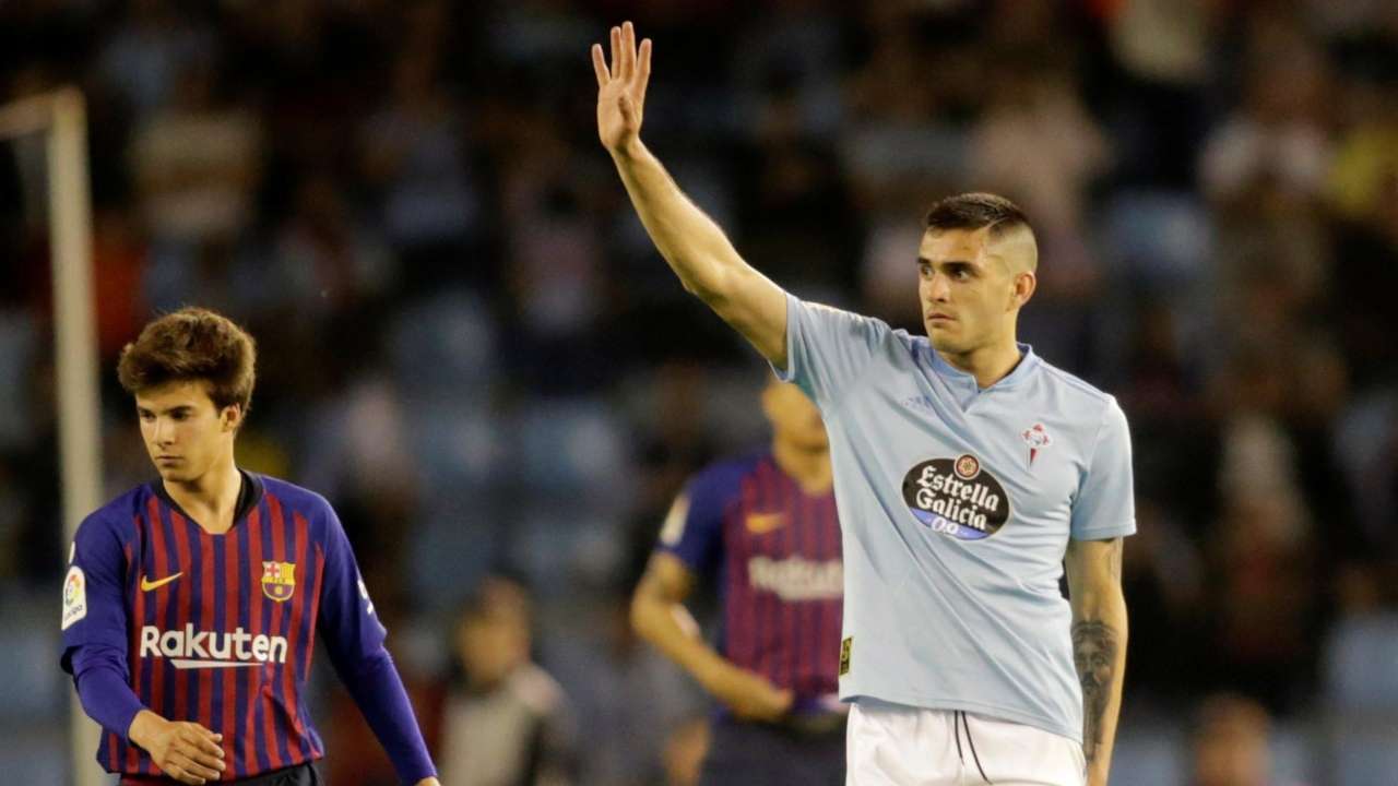 La Liga Santander - Celta Vigo v FC Barcelona - Celta Vigos Maxi Gomez celebrates scoring their first goal 