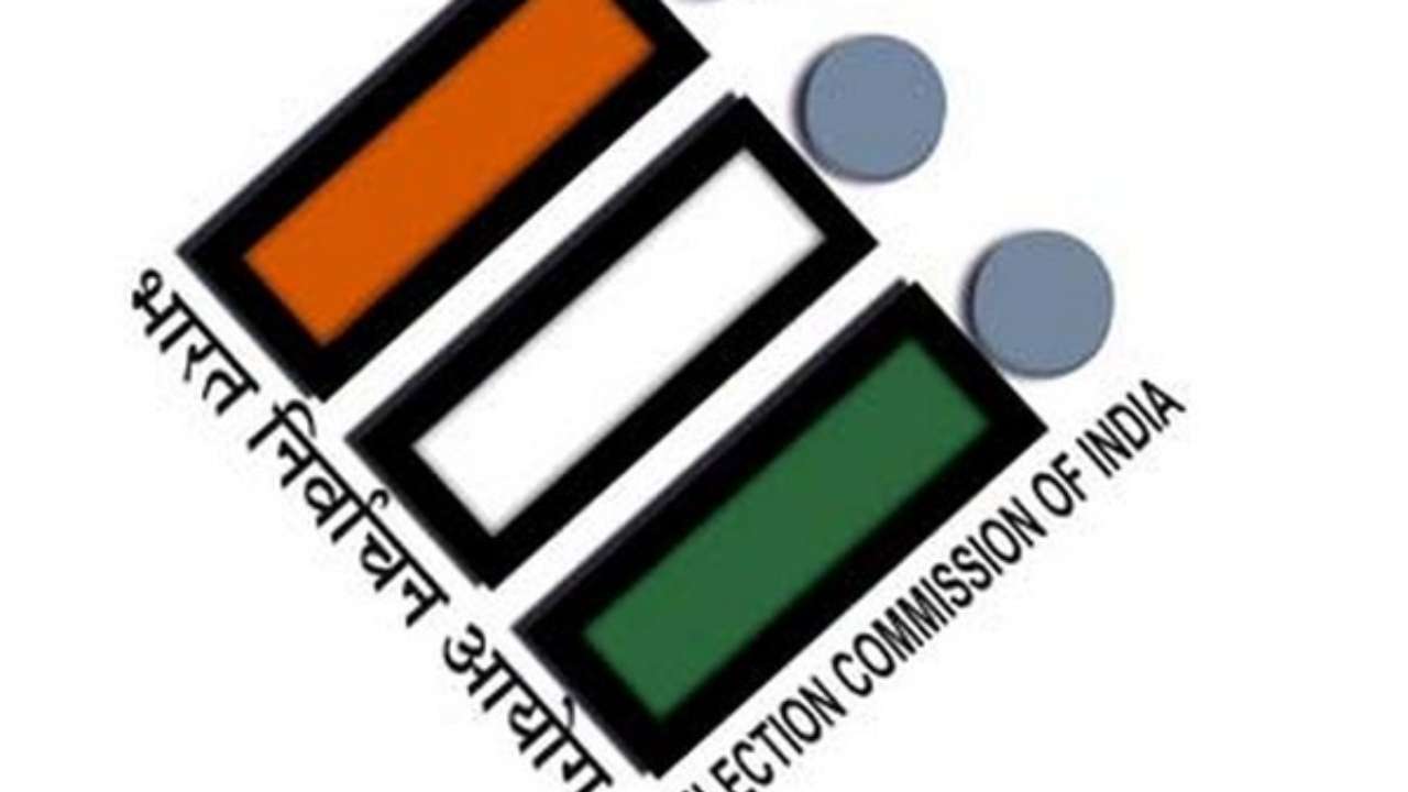 Complainant has a right to know whether the order passed by the Election Commission was unanimous: Ex CECs