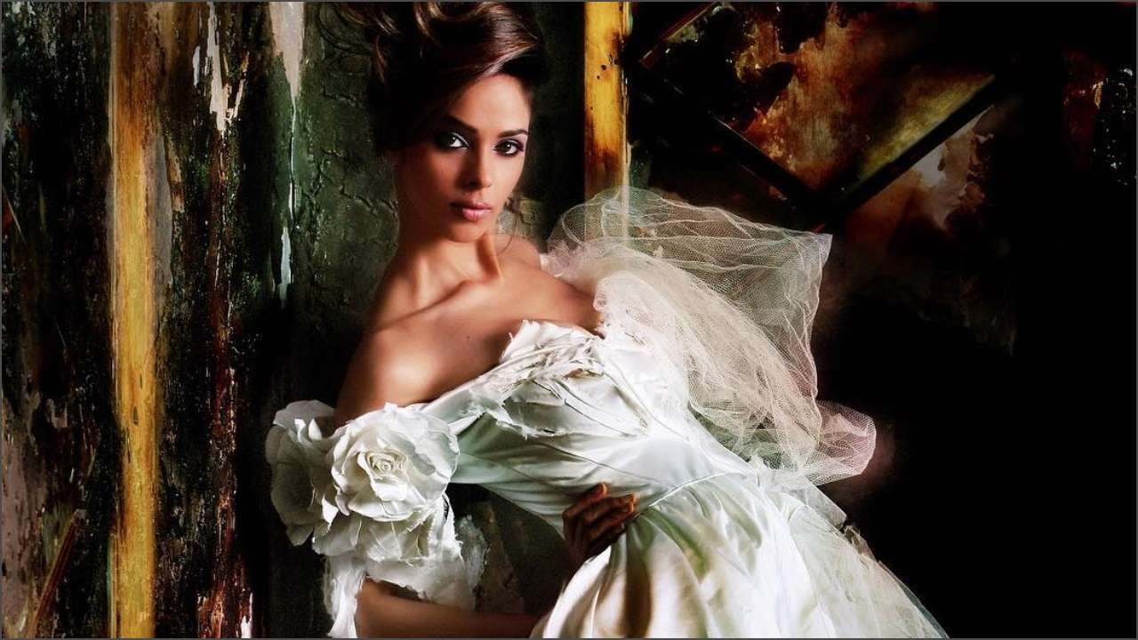 Mallika Sherawat