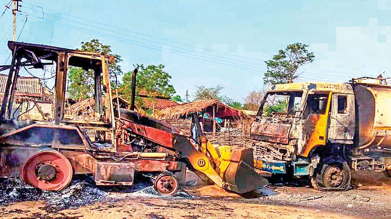 Maoists torch vehicles, machines used in road construction work in Odisha