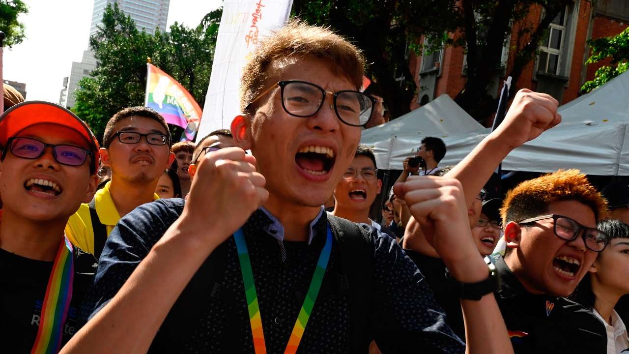 Taiwan Becomes First Asian Nation To Legalise Same Sex Marriage 8046