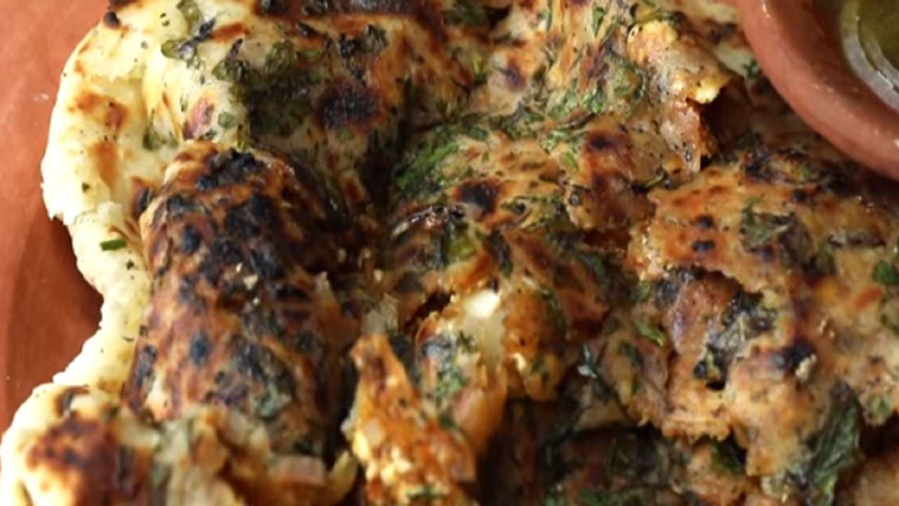 No monopoly over 'chur chur naan', 'amritsari chur chur naan' as they are generic: delhi hc