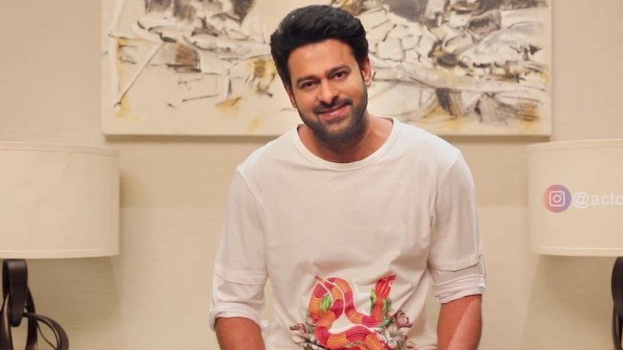 Prabhas Has A Saaho Surprise For His Darlings Check Out The Video Saaho 2019 film making youtube official video. prabhas has a saaho surprise for his