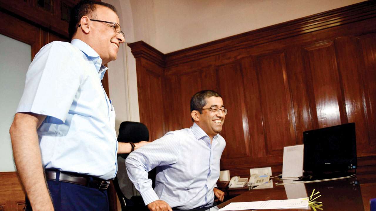 Praveen Pardeshi, Ajoy Mehta
