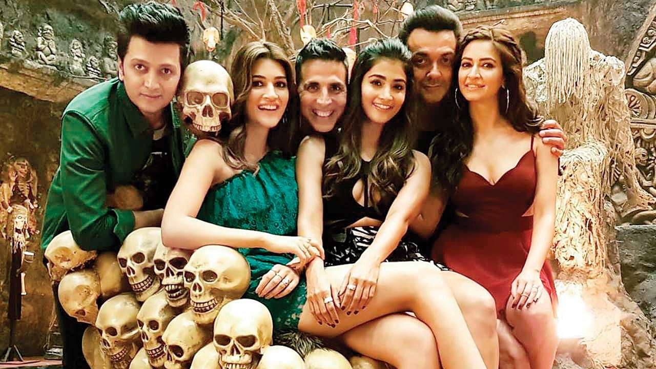 HOUSEFULL 4 HOUSEFULL 4