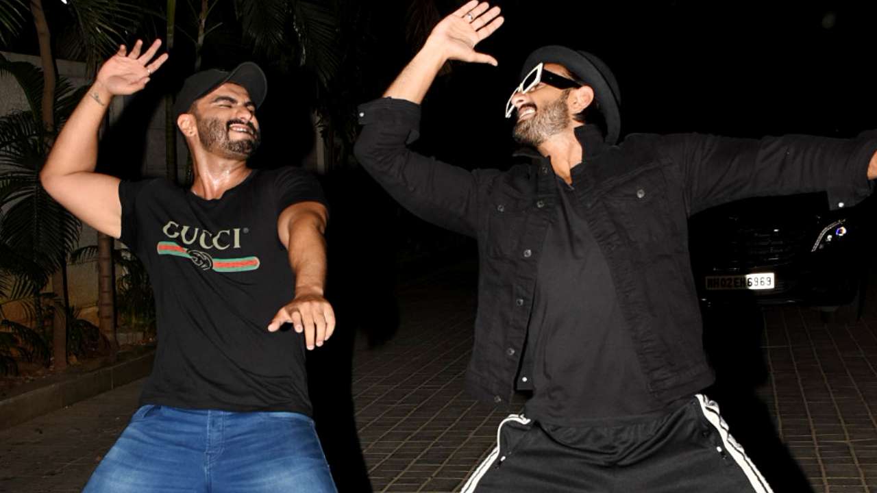 Watch: Arjun Kapoor-Ranveer Singh make a SMASHING 'Tune Maari Entriyaan' at 'India's Most Wanted' screening
