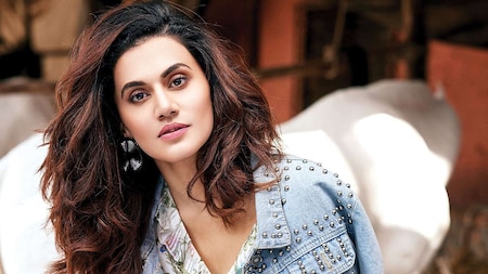 Taapsee Pannu dubs for her 'Game Over' Hindi version