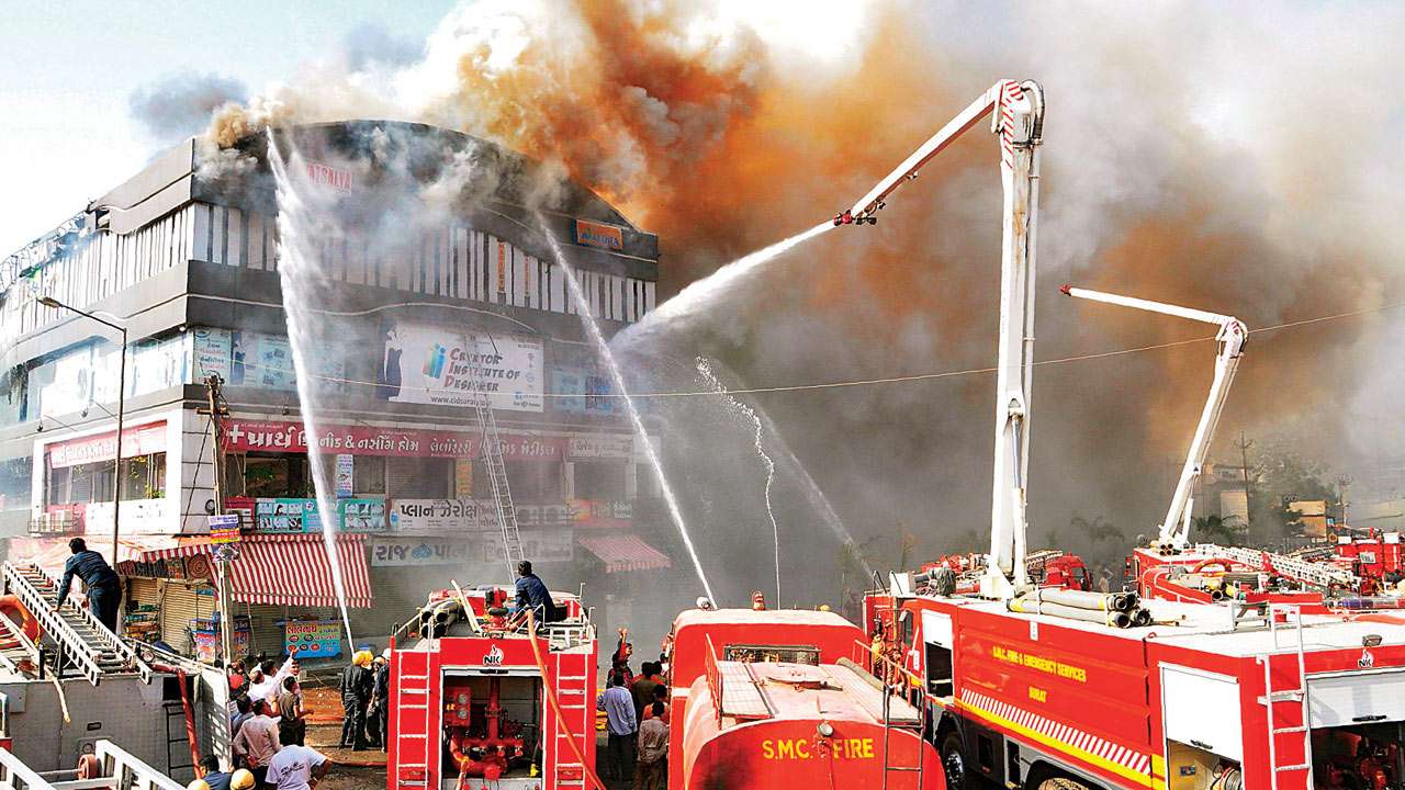 Surat fire incident report picture