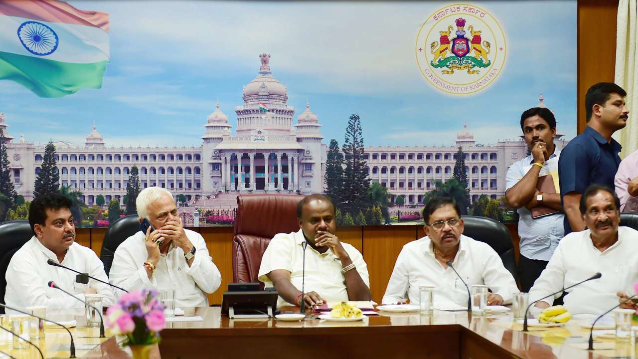 Congress Jds Ministers In Karnataka Meet To Discuss Lok Sabha Poll