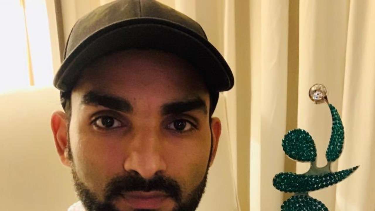 Grieving Asif rejoins Pakistan squad after daughter's funeral