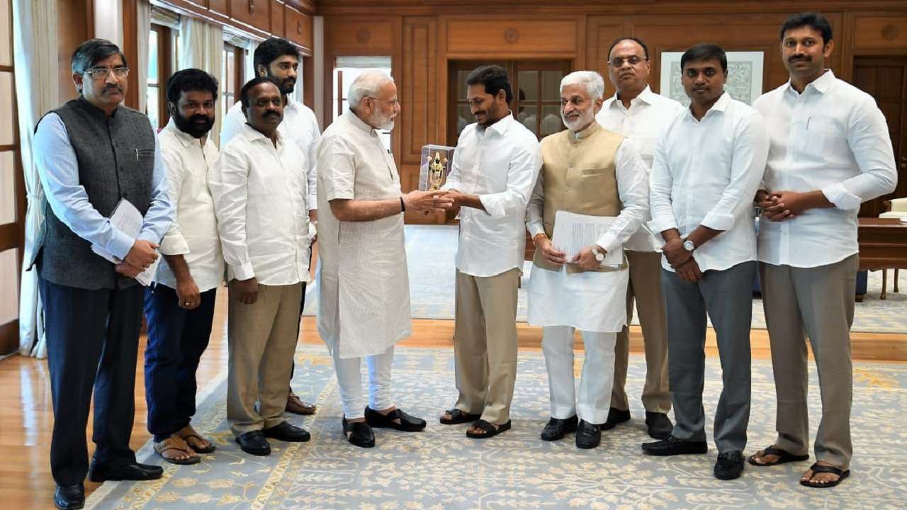 Will follow request for special status till PM gives in, says Jagan Reddy