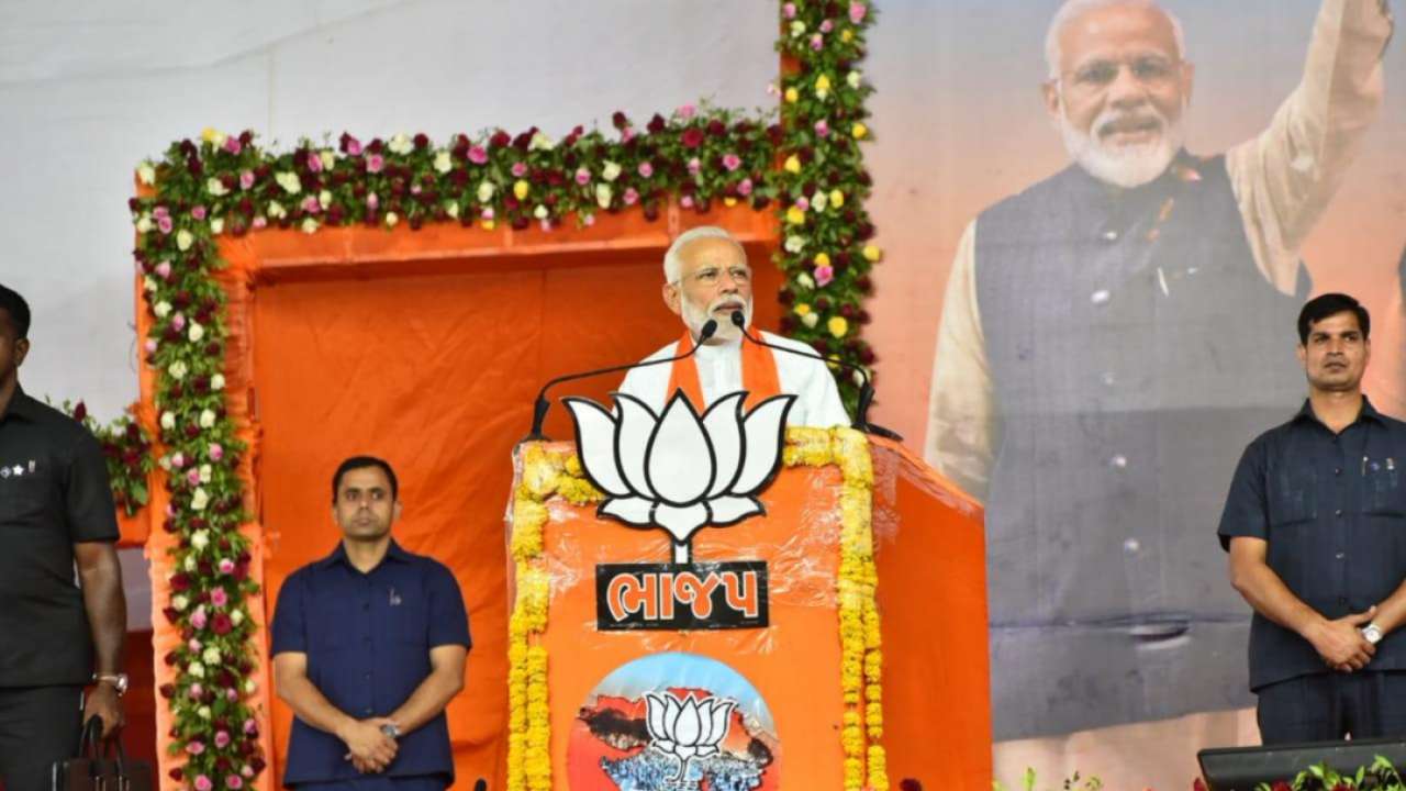 Narendra Modi addresses party workers at Ahmedabad