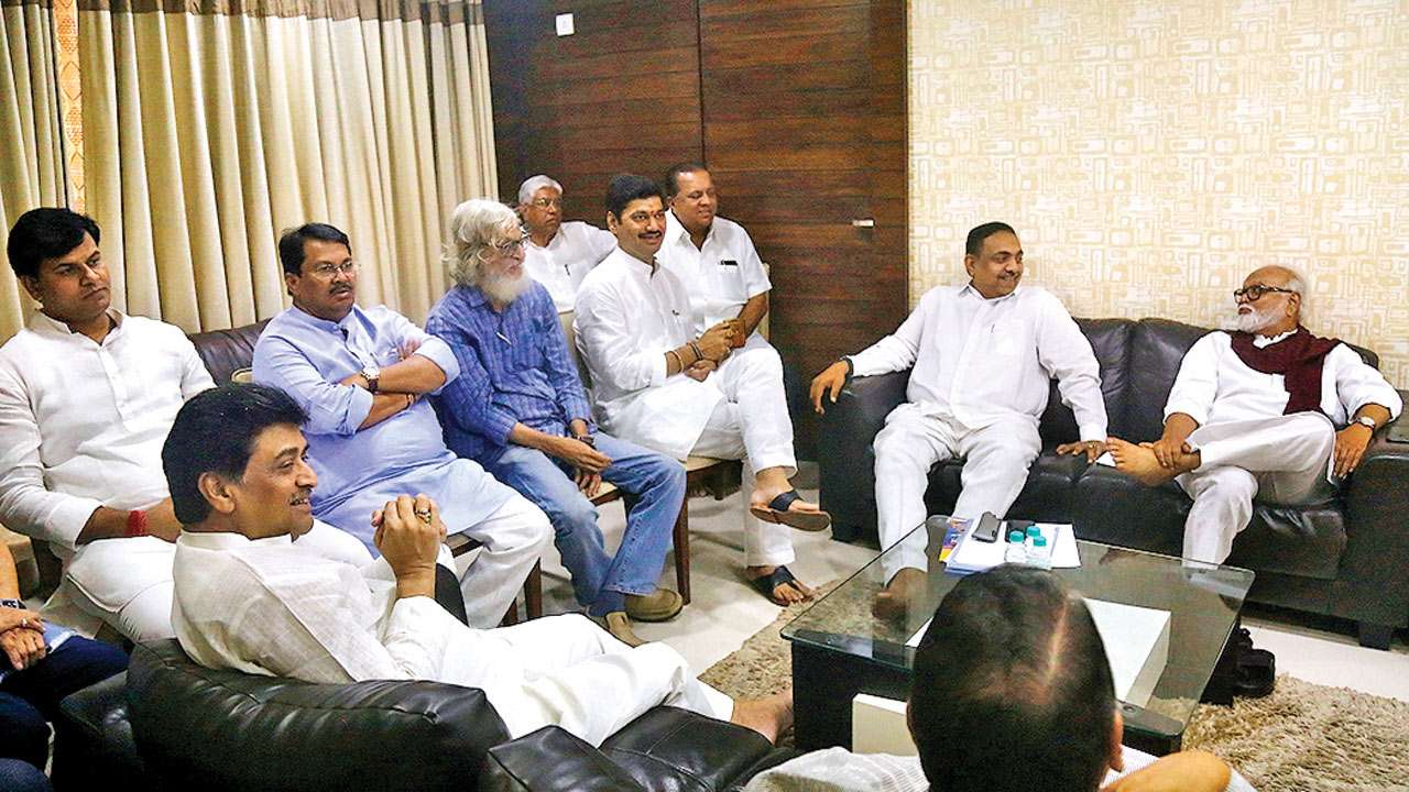 Opposition parties meet