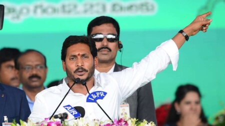 Jagan Reddy, KCR to skip Modi's swearing-in