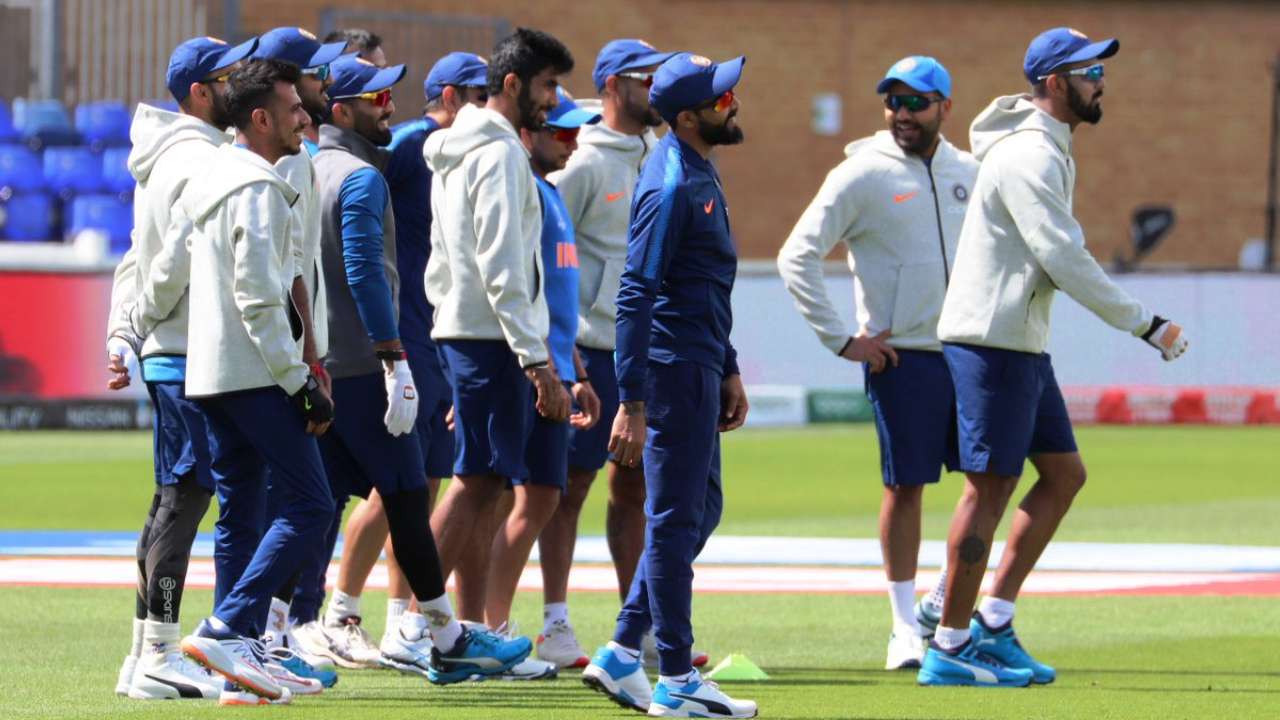 Kohli and Co. during training 