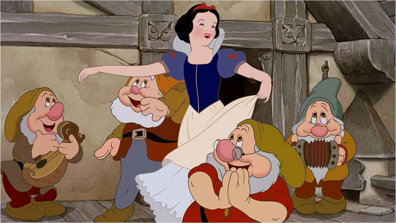 Marc Webb in talks with Disney for 'Snow White' live-action film