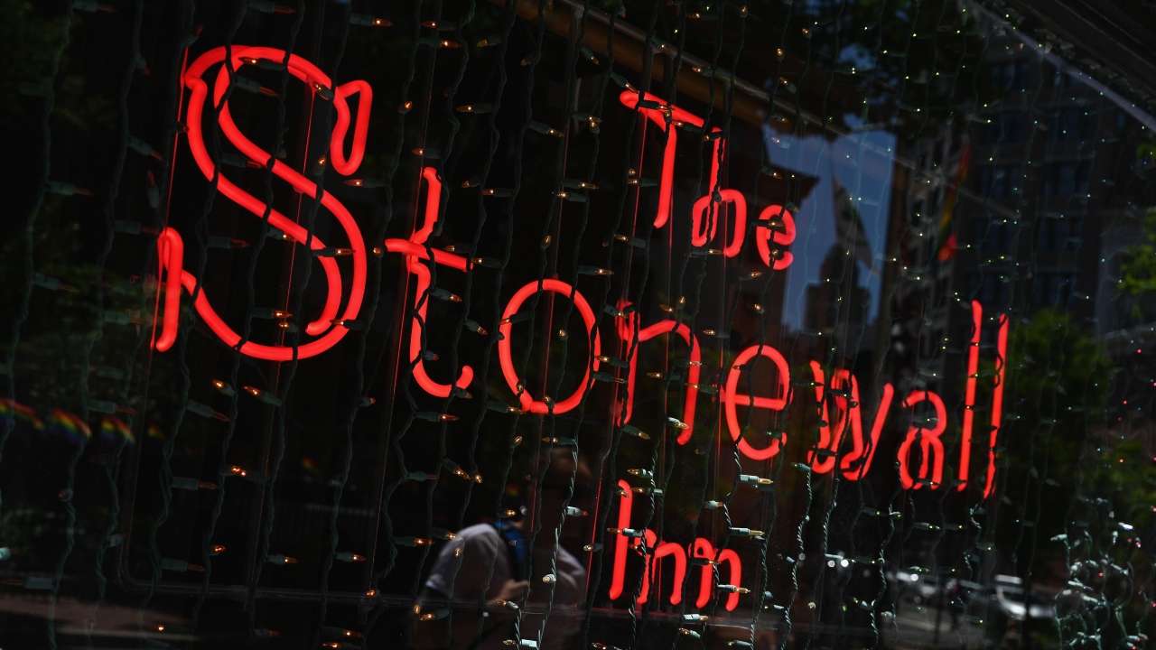 US: 50 years on, New York police apologize for Stonewall riots