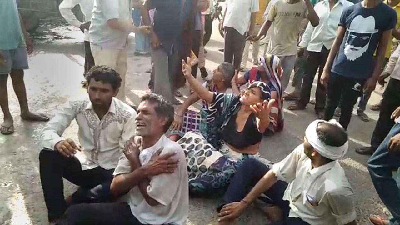 Aligarh victim's relatives
