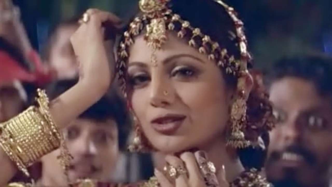 Shilpa Shetty 3x Video Shilpa Shetty Xxx Video Shilpa Shetty 3x Video - Happy Birthday Shilpa Shetty: From 'Chura Ke Dil' to 'Shut Up And Bounce',  5 dance numbers the actress sizzled in