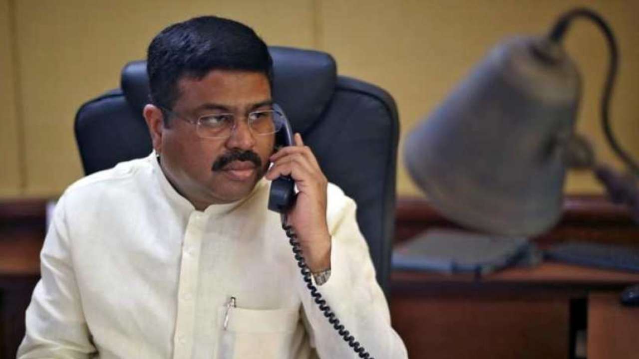 Dharmendra Pradhan speaks to US Energy Secretary over volatility in oil prices issue