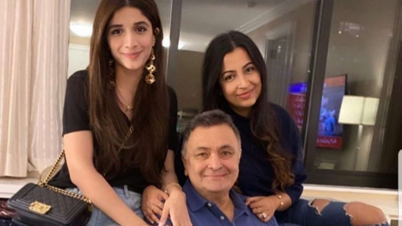 Pakistani actor and huge Ranbir Kapoor fan Mawra Hocane meets Rishi Kapoor in New York Pakistani actor and huge Ranbir Kapoor fan Mawra Hocane meets Rishi Kapoor in New York