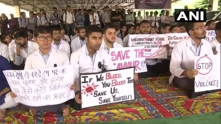 From Guwahati to Varanasi, junior doctors join in strike to express solidarity