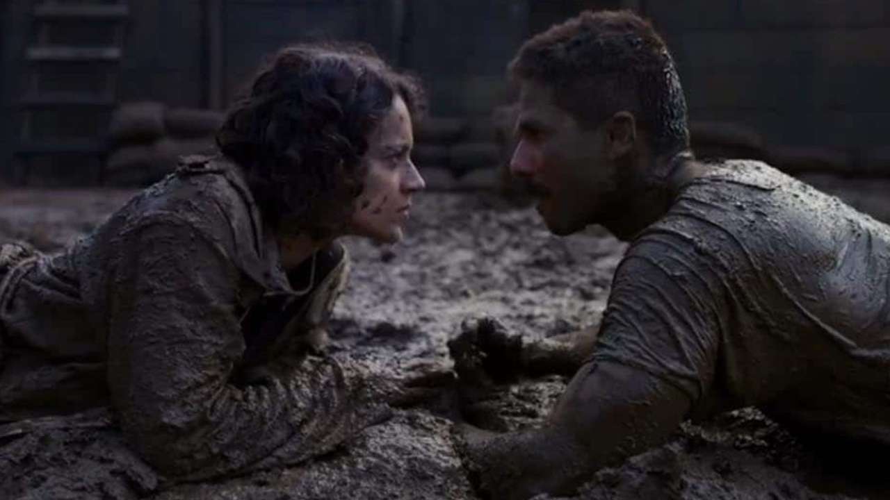 'Kuch yaad hi nahi aa raha hai', quips Shahid Kapoor on his 'muddy kissing' scene with Kangana Ranaut in 'Rangoon'