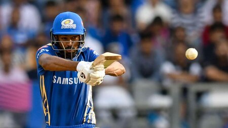 Mumbai Indians (MI) score 187-5