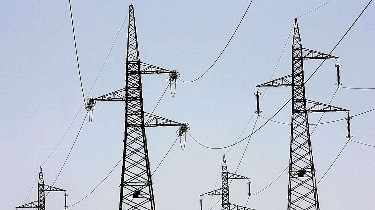 Scanty rains, but no power cut