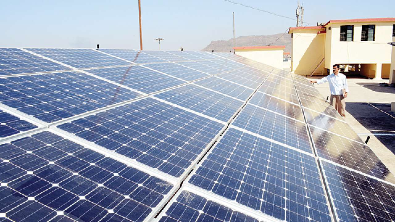 Uttar Pradesh Plans To Commission 1500 MW Solar Projects By Next Year