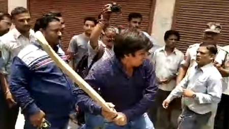 Watch: BJP MLA Akash Vijayvargiya thrashes municipal officer with cricket bat