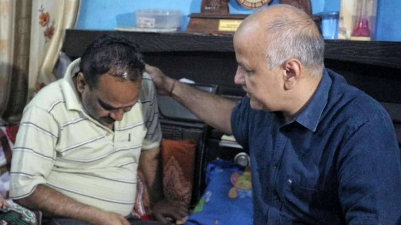 Manish Sisodia paid visit to family of Ankit Saxena