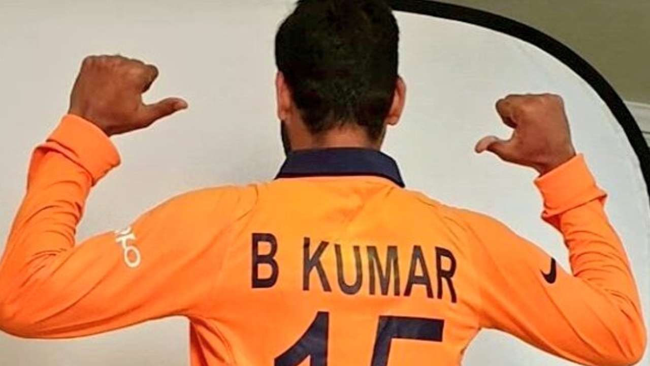 bhuvneshwar kumar t shirt number