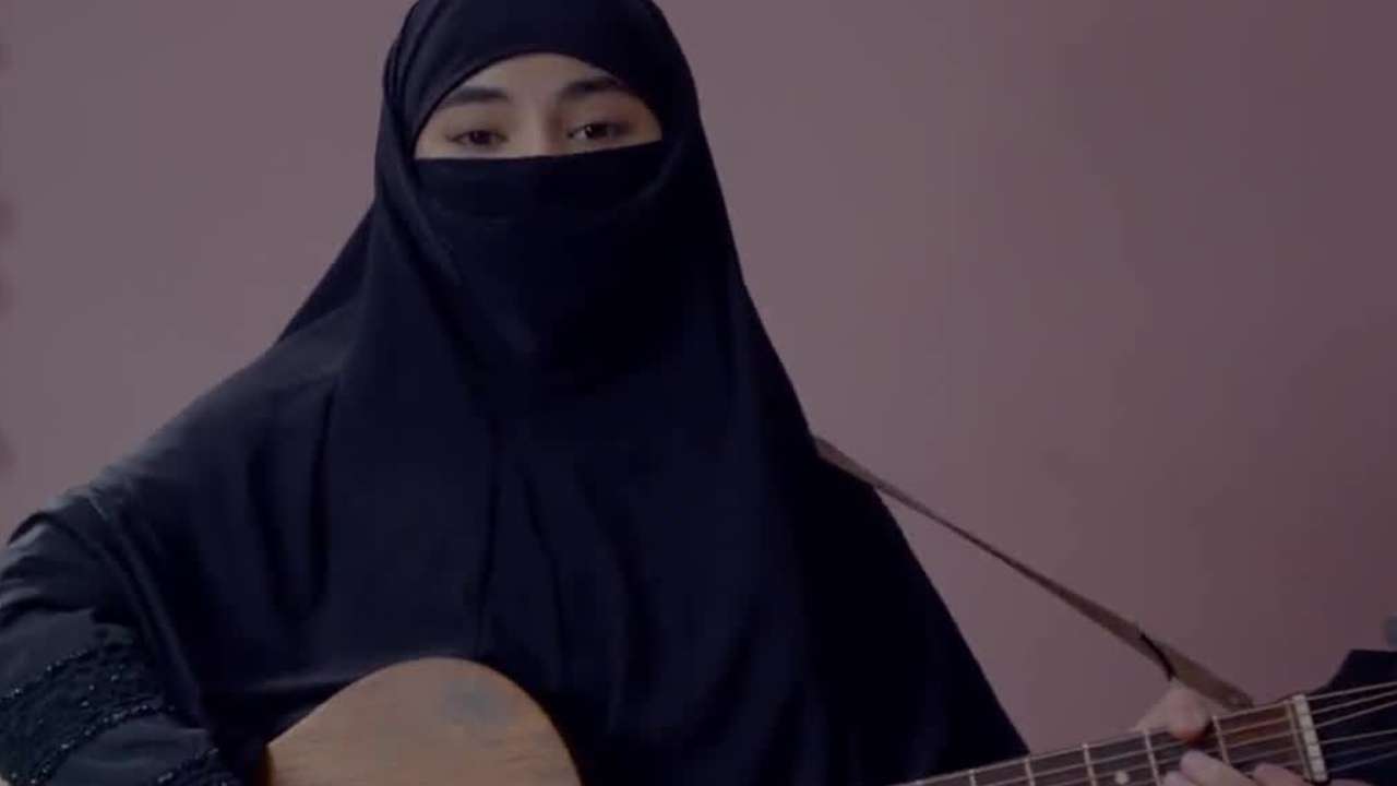 Zaira Wasim announces decision to quit Bollywood