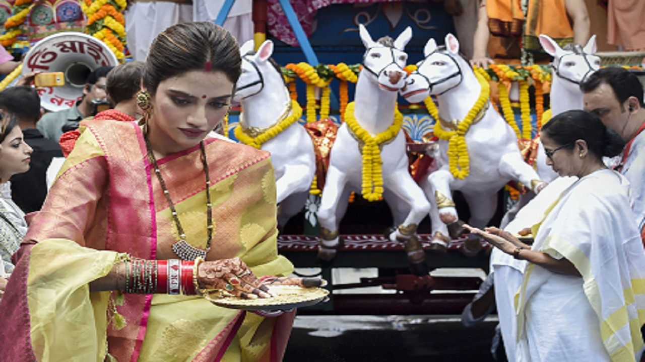 TMC MP Nusrat Jahan attends ISKCON Rath Yatra sporting mangalsutra