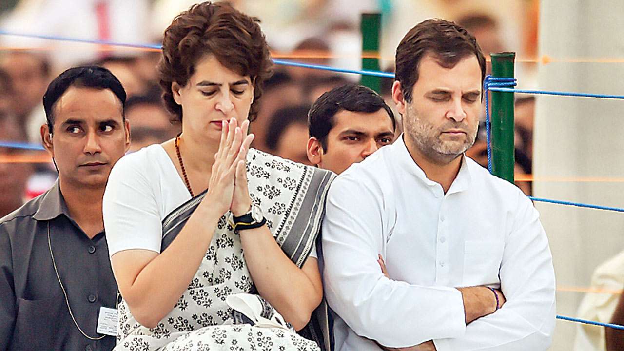 Priyanka Gandhi Vadra backs Rahul Gandhi's 'courageous decision'