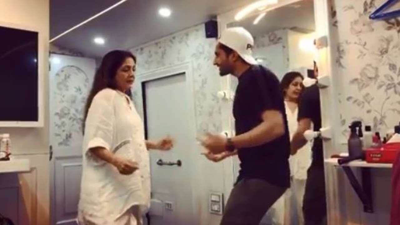 Watch: neena gupta and jassie gill kill it on the dance floor as they groove to nikle current on 'panga' sets