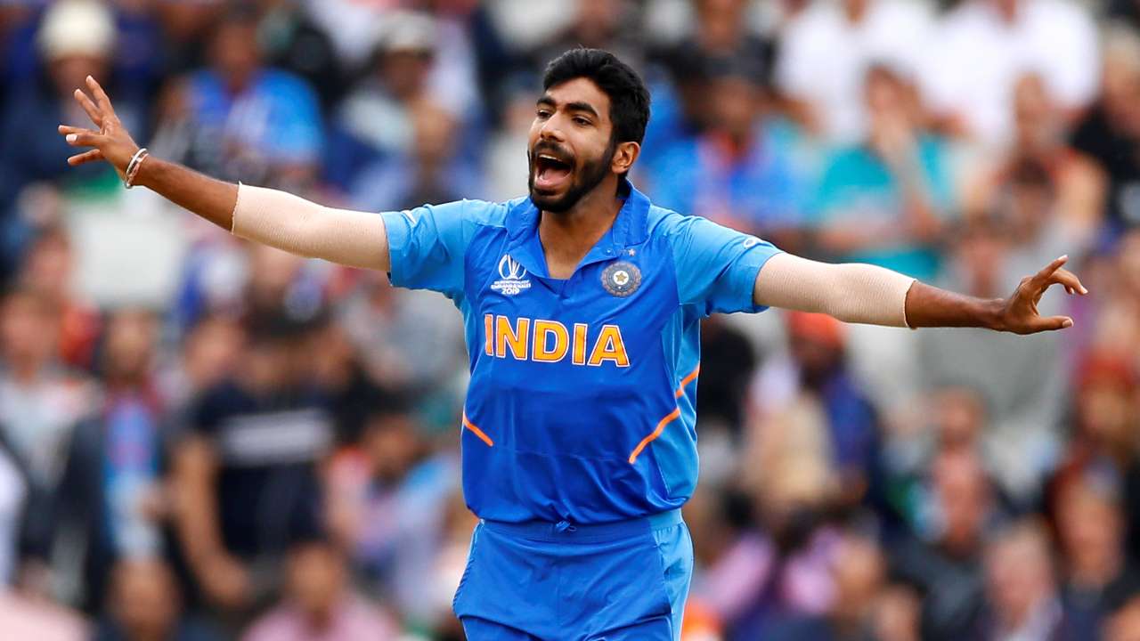 Bumrah strikes and Guptill departs for 1