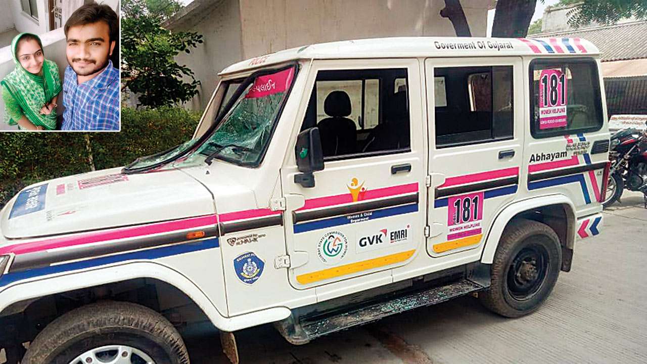 Haresh Solanki with wife Urmilaben